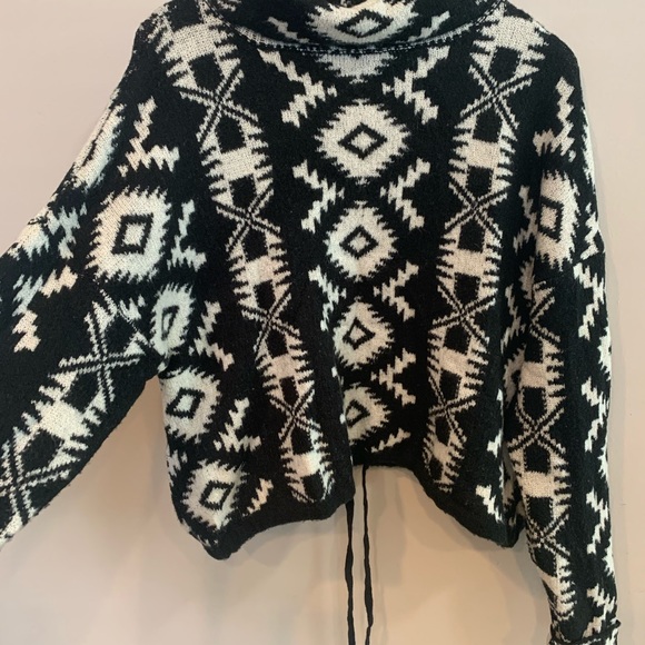 Sweater - Picture 2 of 2